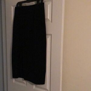 Briggs New York Black Midi Pencil Skirt